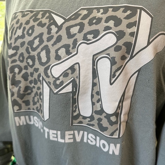 MTV Sweatshirt - Picture 2 of 5